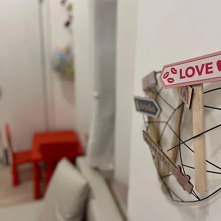 Affittoposti Con Cucina E Balcone Apartmán